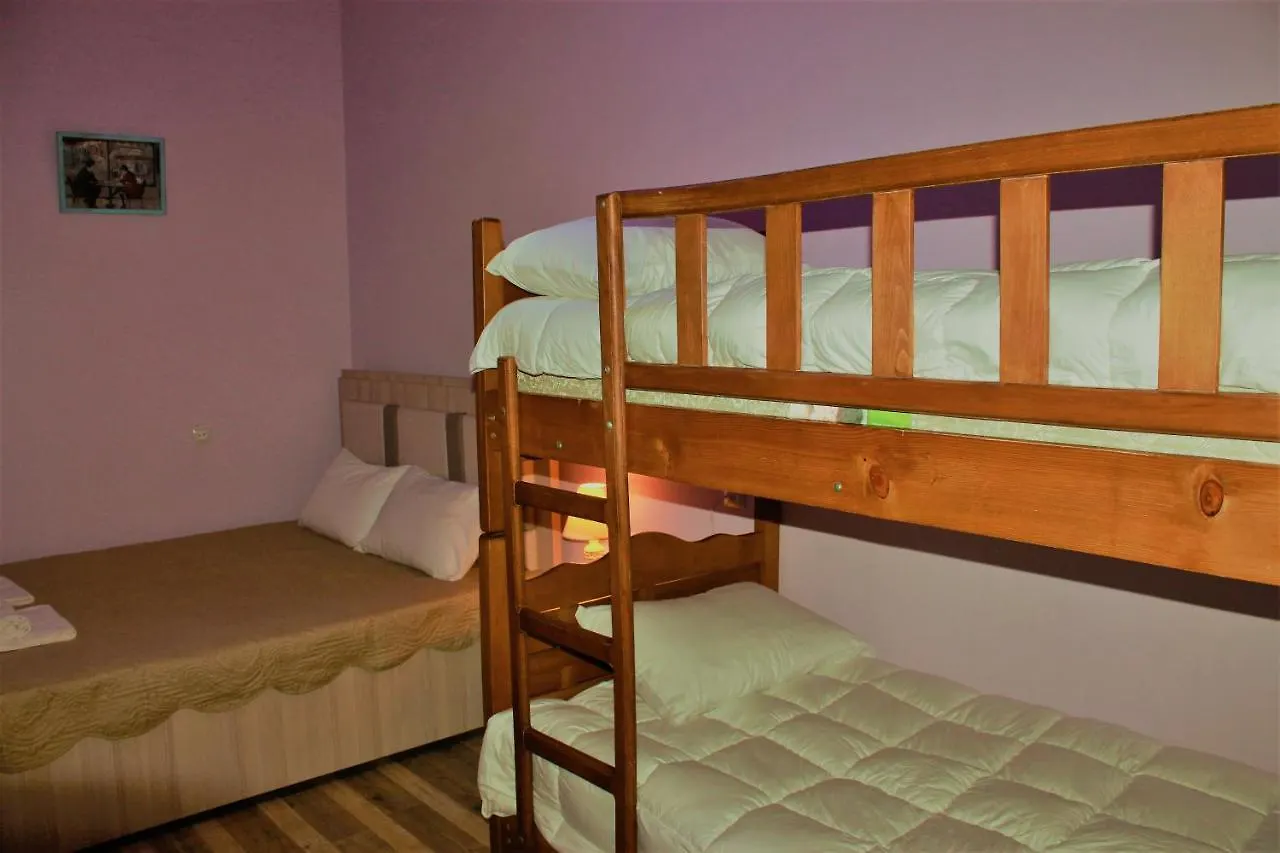Freedom Square Apartment تبليسي