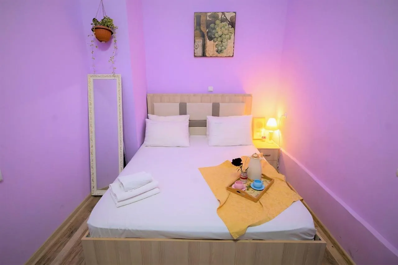 Freedom Square Apartment تبليسي